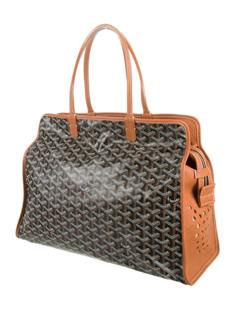 goyard in paris how much cheaper|goyard hardy pm bag price.